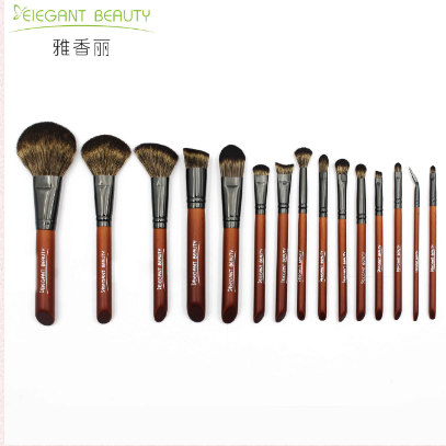 化妝刷套裝哪個好？挑選化妝刷都有哪些小技巧？