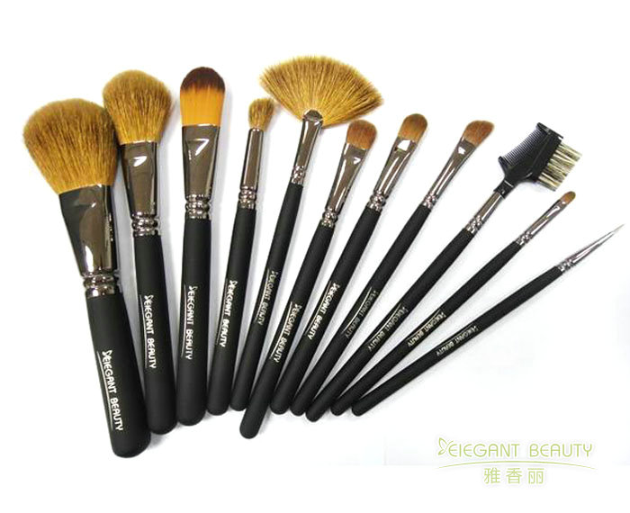 化妝刷定制的刷柄材質(zhì)如何適配高端品牌定位？